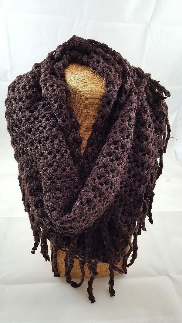 Loose weave fringed infinity