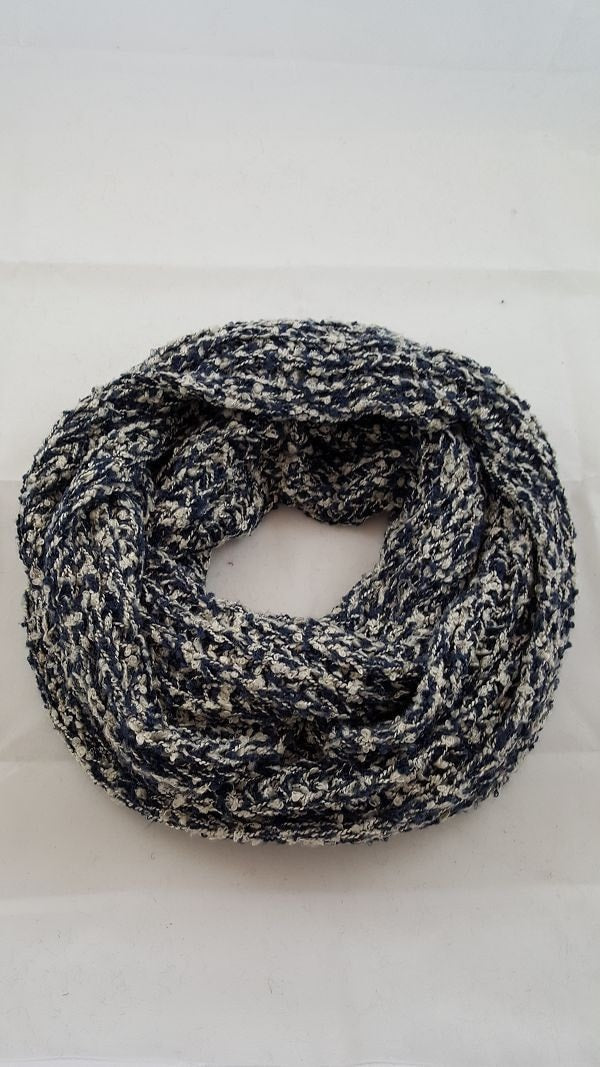 Two toned knit infinity