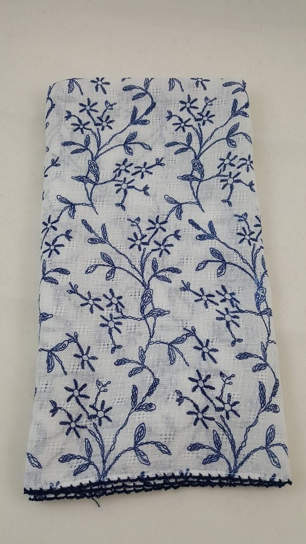Patterned square scarf