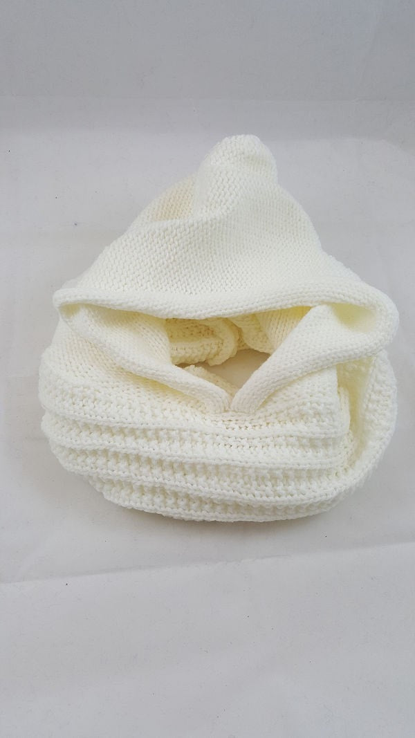 Hooded knit snood