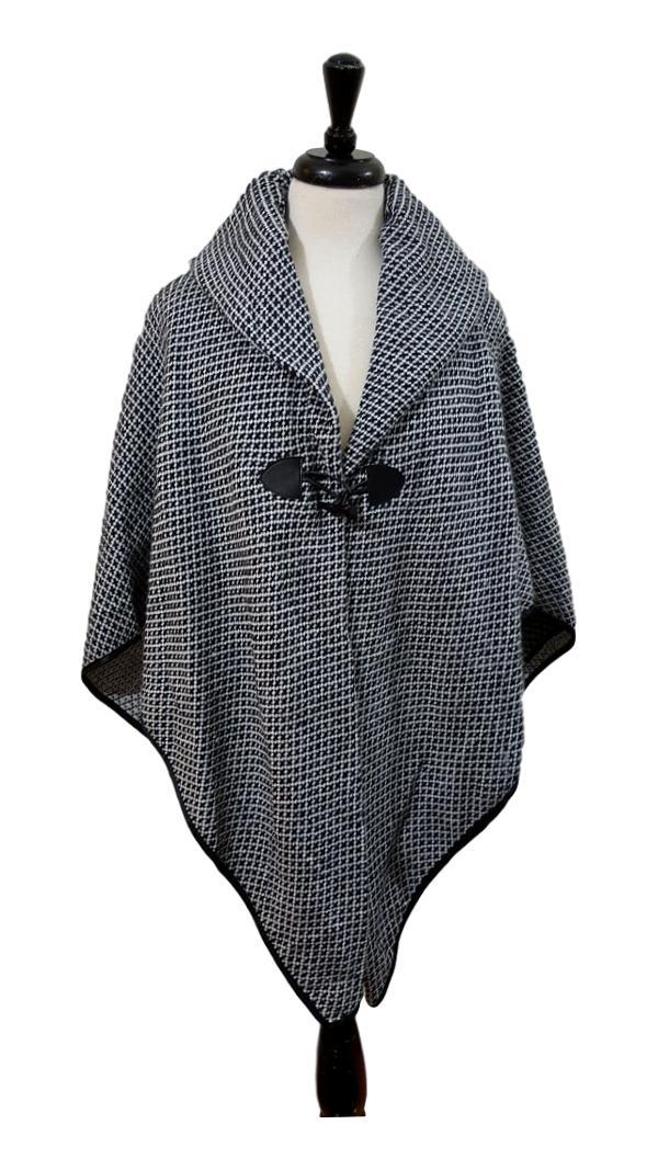 Patterned toggle poncho