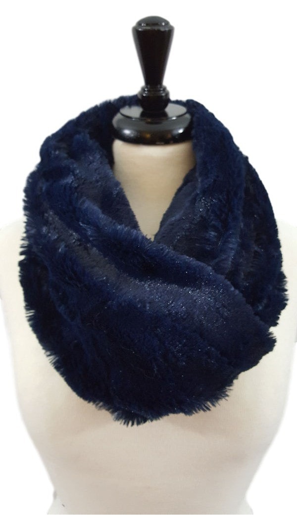 Plush faux fur infinity